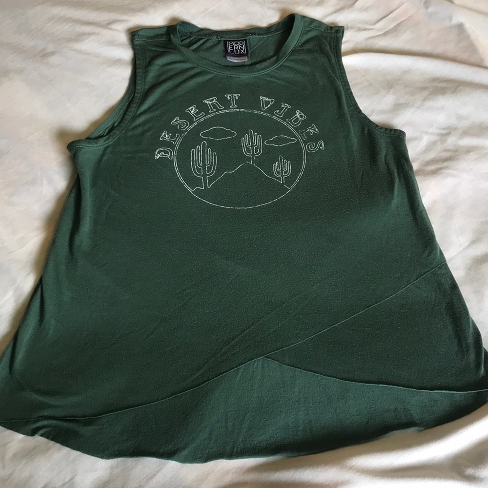 Modern Lux Desert Vibe green tank